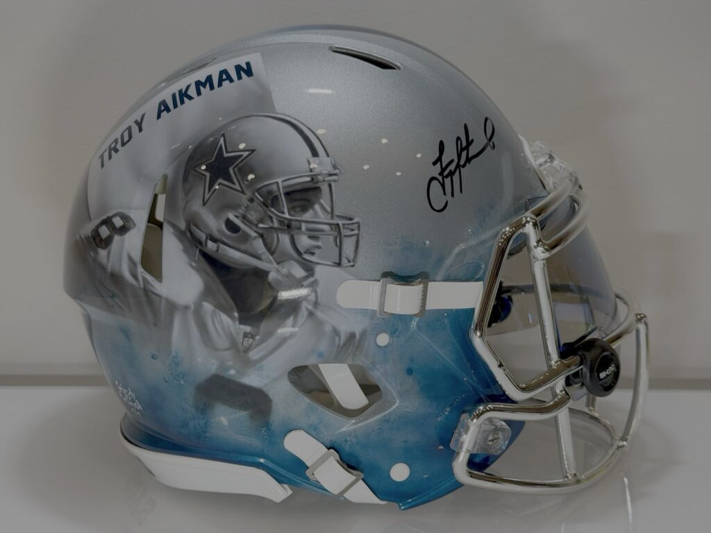 Custom-painted helmet by Grizzly Airbrush