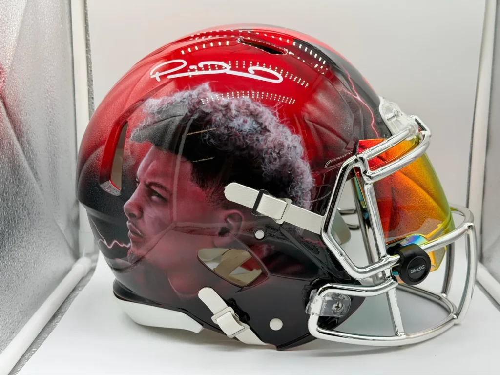 Kansas City Chiefs Helmet by grizzly-airbrush